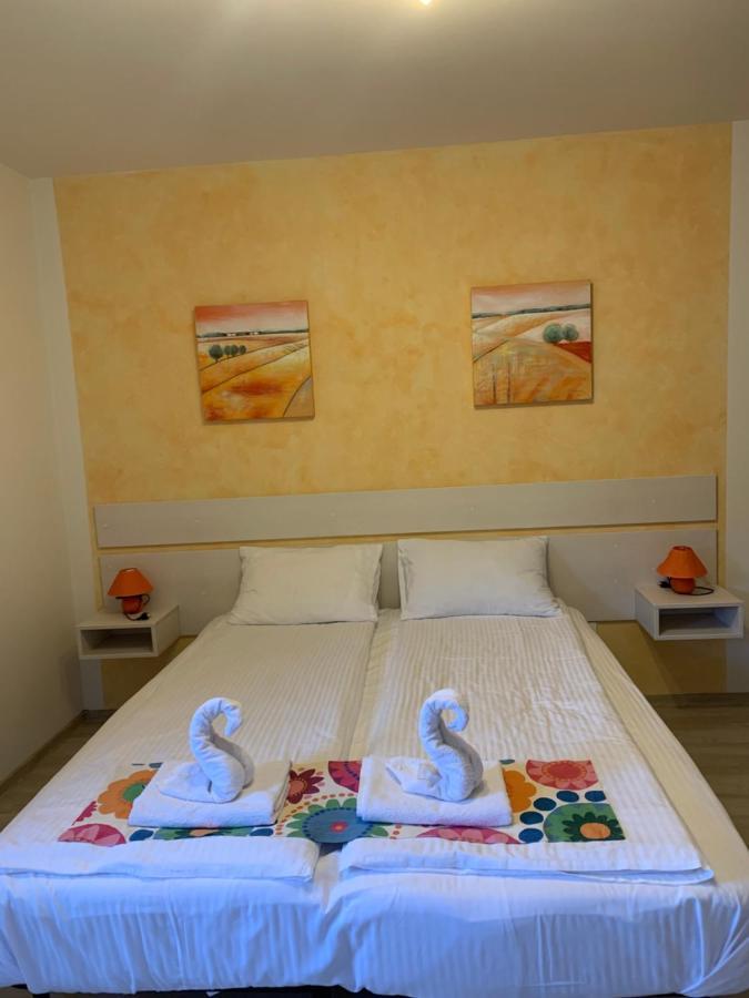 Dorf Haus Valiug Hotel Kültér fotó