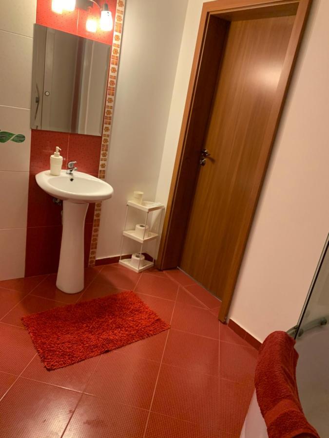 Dorf Haus Valiug Hotel Kültér fotó