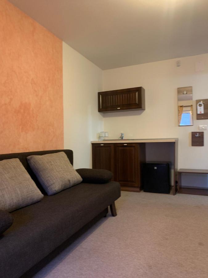 Dorf Haus Valiug Hotel Kültér fotó