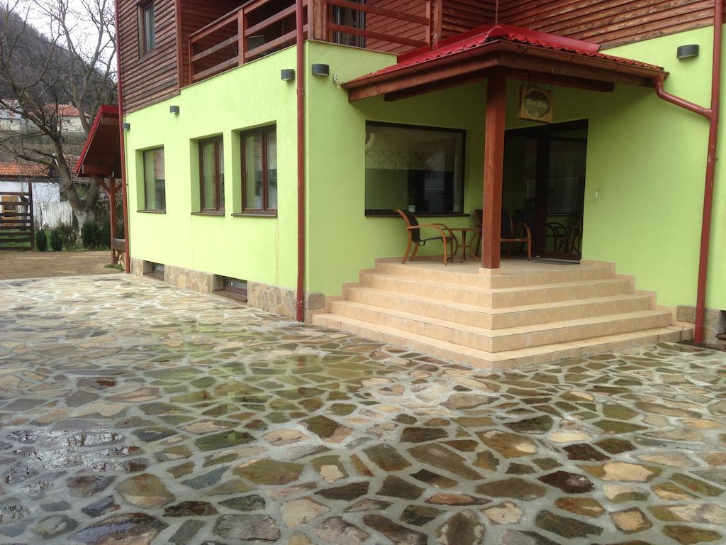 Dorf Haus Valiug Hotel Kültér fotó